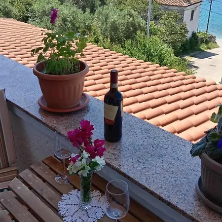 Julia - Julia 5 Apartmán *